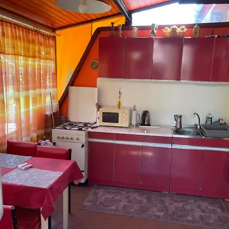 Irenke Apartman * Balatonfoldvar
