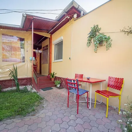 Irénke Apartman Appartamento *