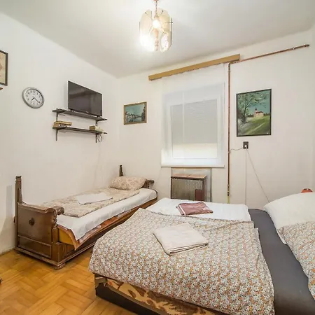 Apartment Irenke Apartman
